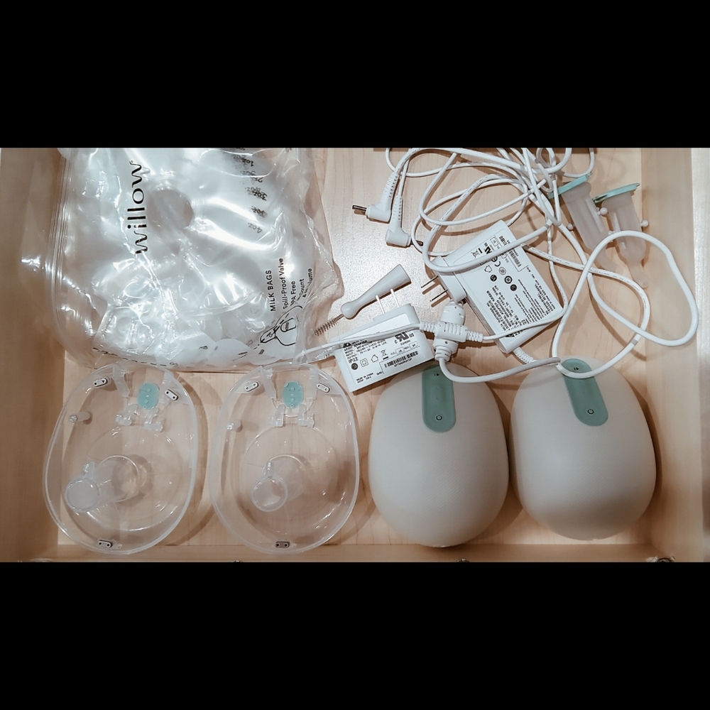 3.0 willow breast pump hands free with 2 chargers
